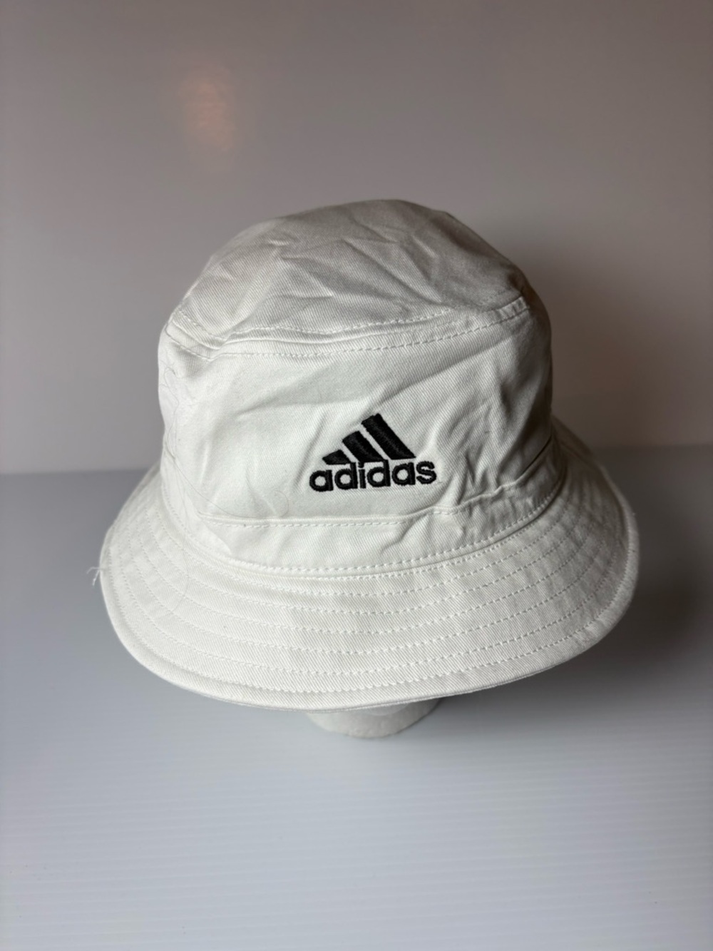 adidas White Bucket Hat with Black Logo for Men/Unisex